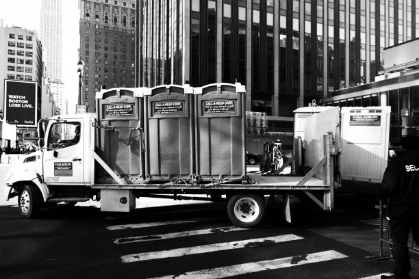 Best Best portable toilet rental  in Highland, CA